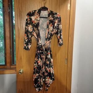 Hanna nikole 18 women's Kimono Robe Lightweight Long Soft Light Bath  Nightgown